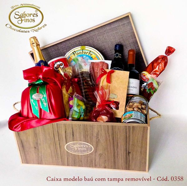 Cesta de Natal mod. Baú com tampa - Cód 0358